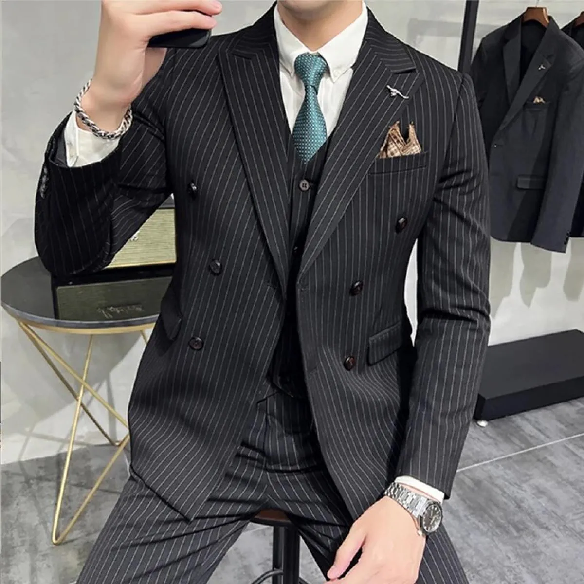 2023 Moda Nuovo Boutique da uomo Business Slim Wedding a righe doppiopetto Completo Blazer Giacca Pantaloni Pantaloni Gilet 3