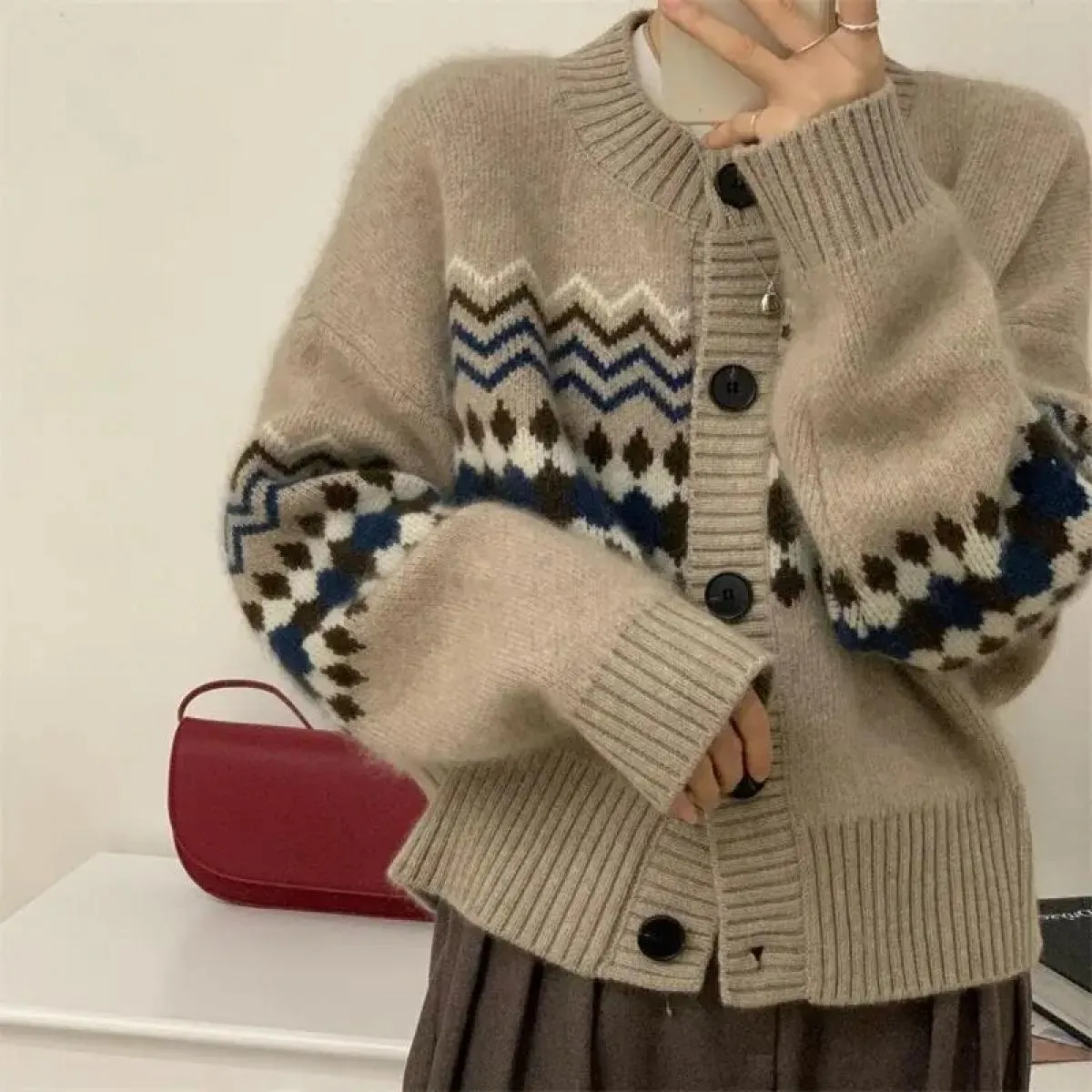 2024 autunno nuovo cardigan lavorato a maglia cappotto corto da donna maglione jacquard abbigliamento ampio girocollo morbido to