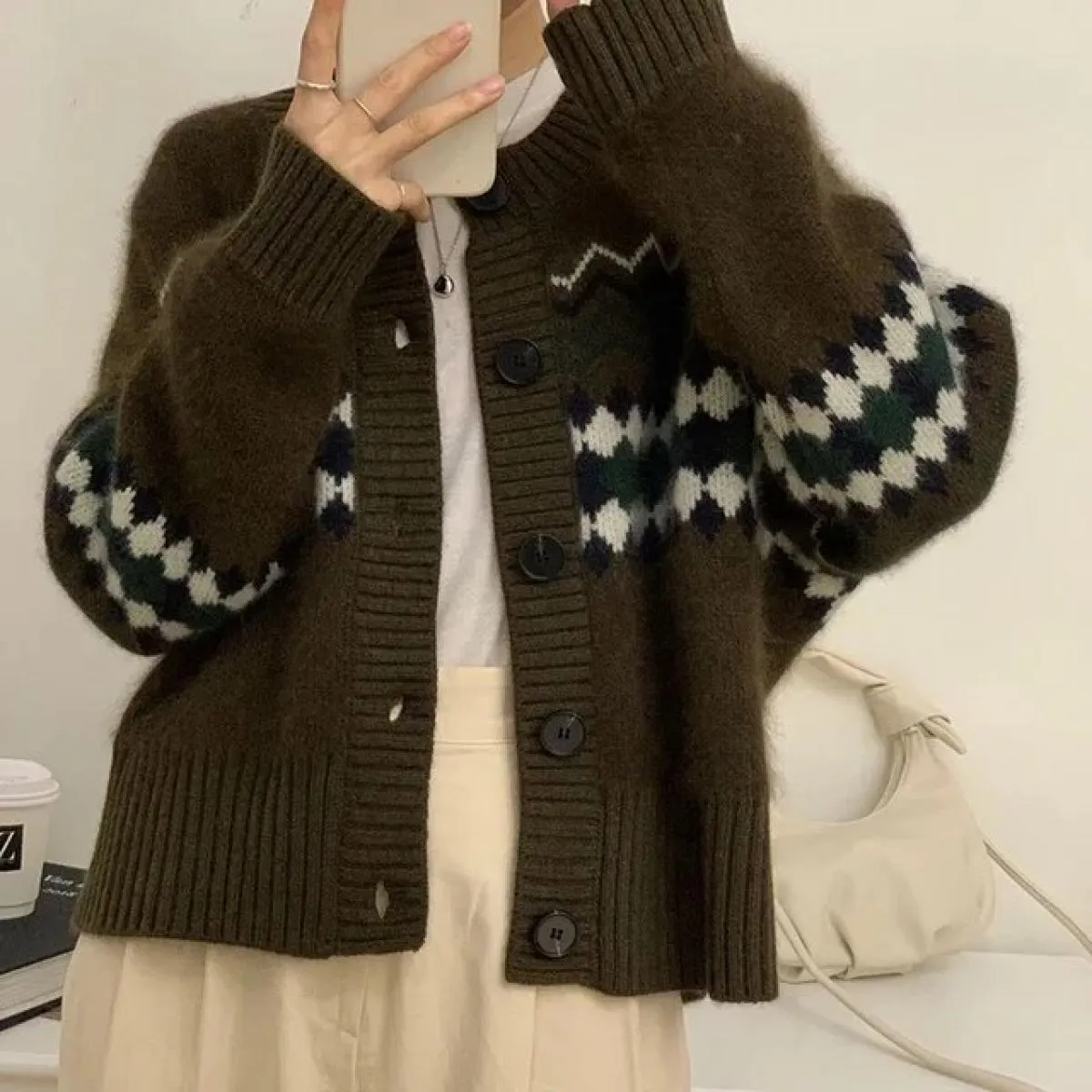 2024 autunno nuovo cardigan lavorato a maglia cappotto corto da donna maglione jacquard abbigliamento ampio girocollo morbido to