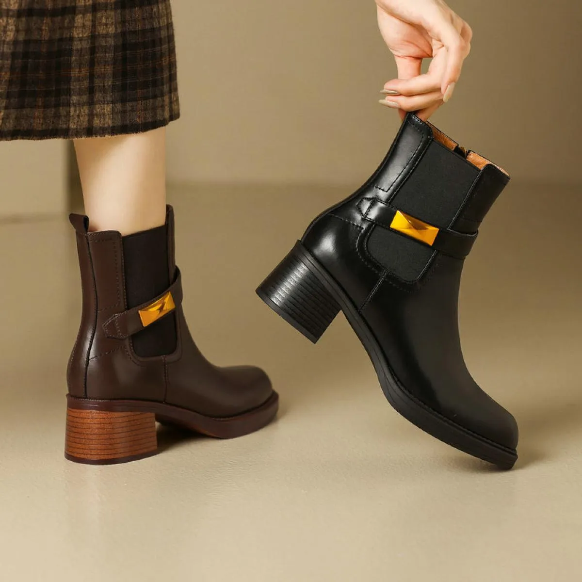 2024 Donne Spesse Tacchi Alti Stivaletti Punta Arrotondata Scarpe di Pelle Genuina Donna Autunno Inverno Concise Taglia 34 40
