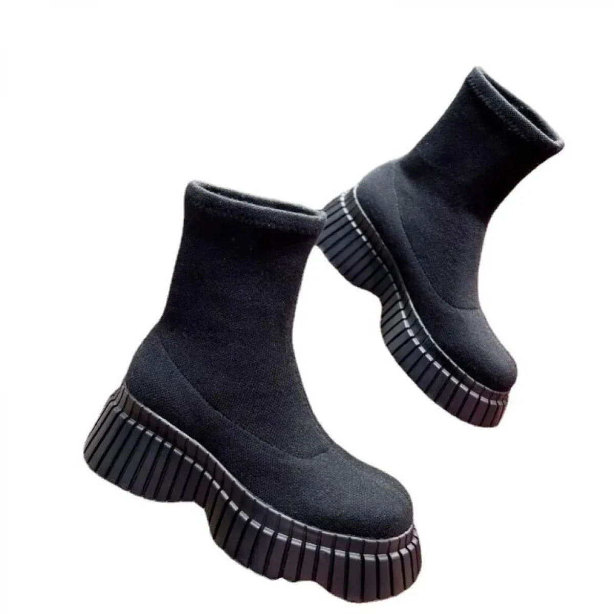 2024 Stivaletti da donna invernali Moda maniche scivolose Eleganti stivali corti con suola spessa Stivali da donna caldi lavorat
