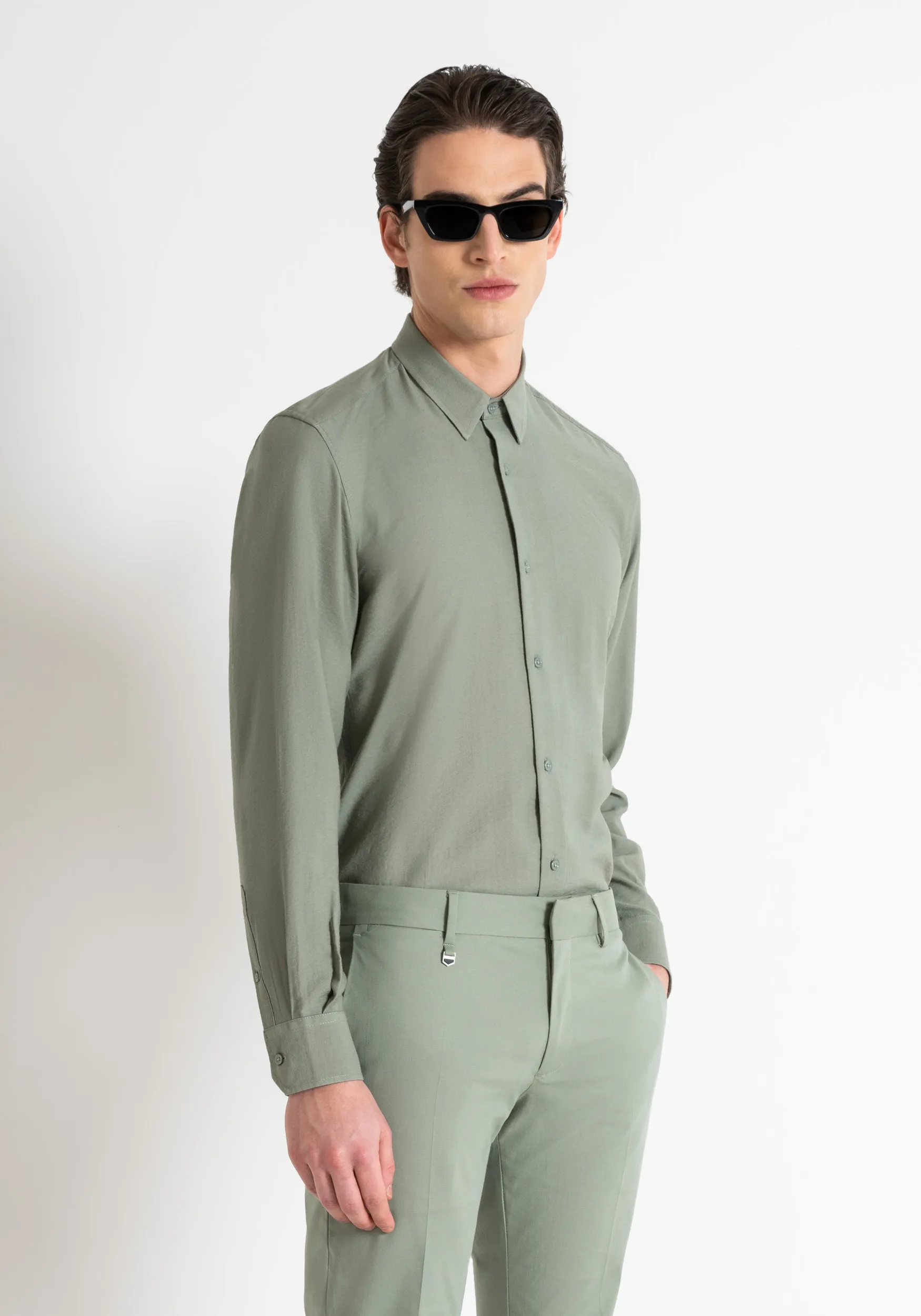 CAMICIA NAPOLI REGULAR FIT IN TESSUTO MISTO VISCOSA MANO MORBIDA