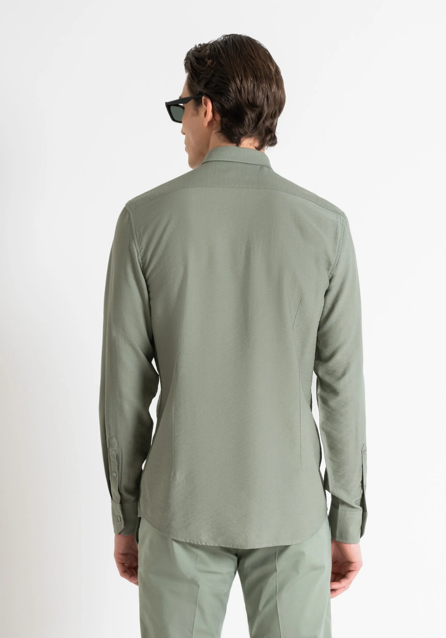 CAMICIA NAPOLI REGULAR FIT IN TESSUTO MISTO VISCOSA MANO MORBIDA
