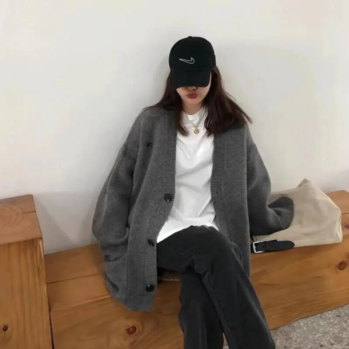 Cappotto maglione vintage da donna 2023 Autunno New Wear Cardigan lavorato a maglia allentato medio lungo autunno inverno