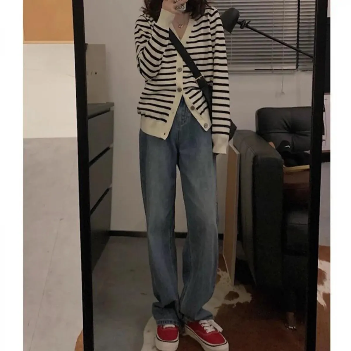 Cardigan a righe bianche nere maglione moda donna elegante top a maniche lunghe cardigan primaverile donna 2023