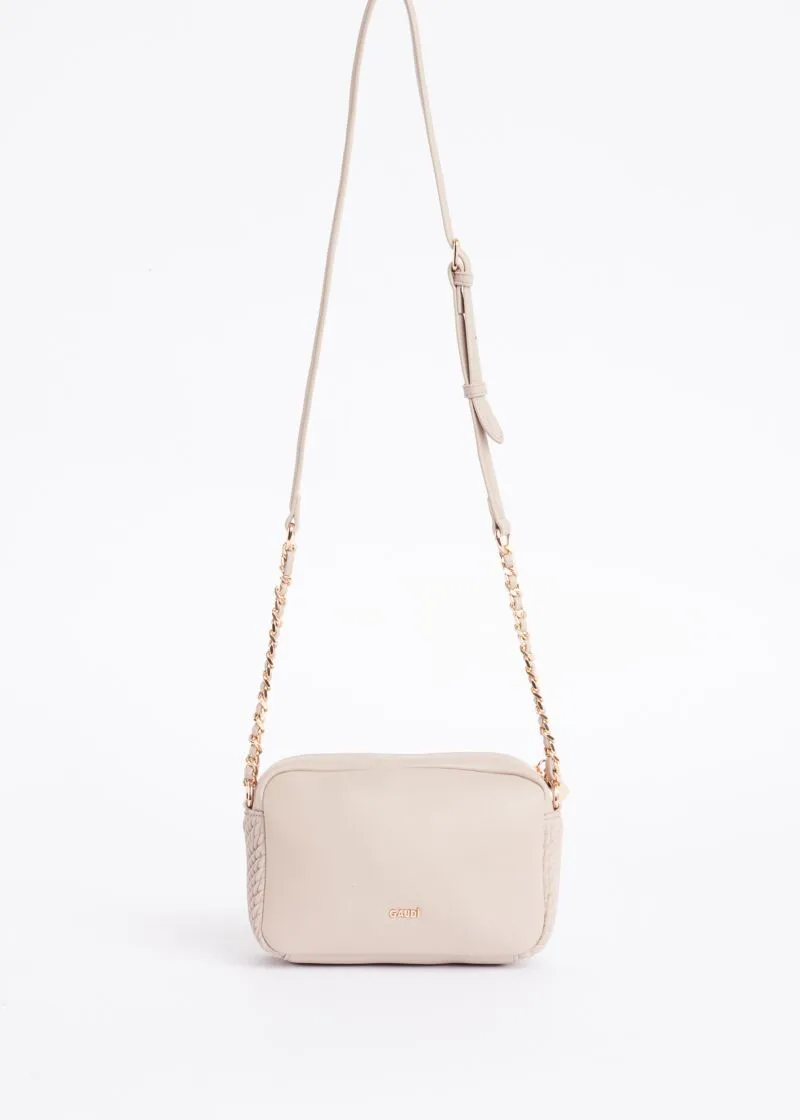 Crossbody con motivo plissé