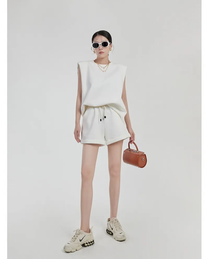Dolce top in due pezzi bianco senza maniche sportivo per il tempo libero maglione vestito femminile estate