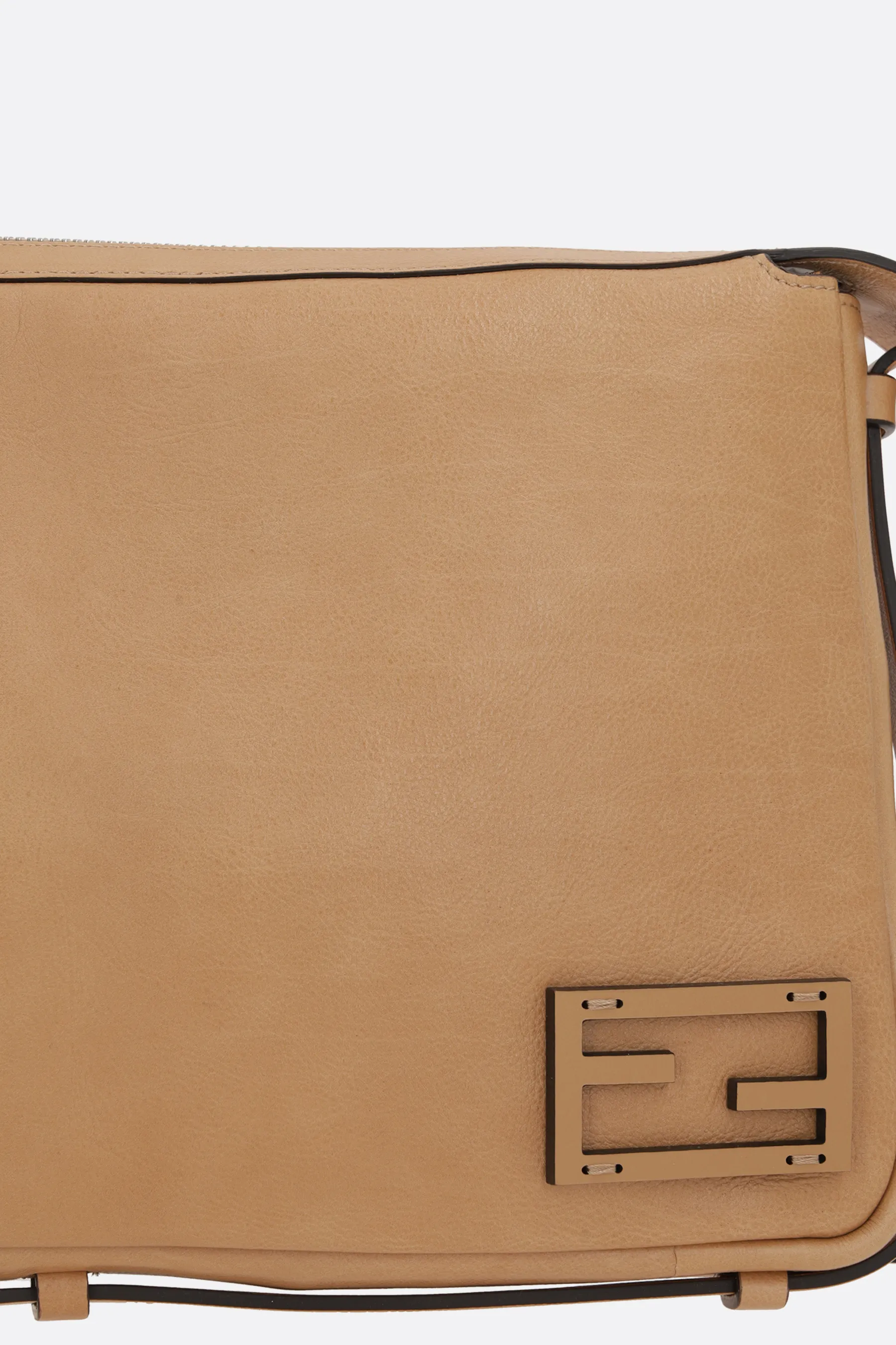  FENDI borsa Simply Fendi media in pelle semilucida 