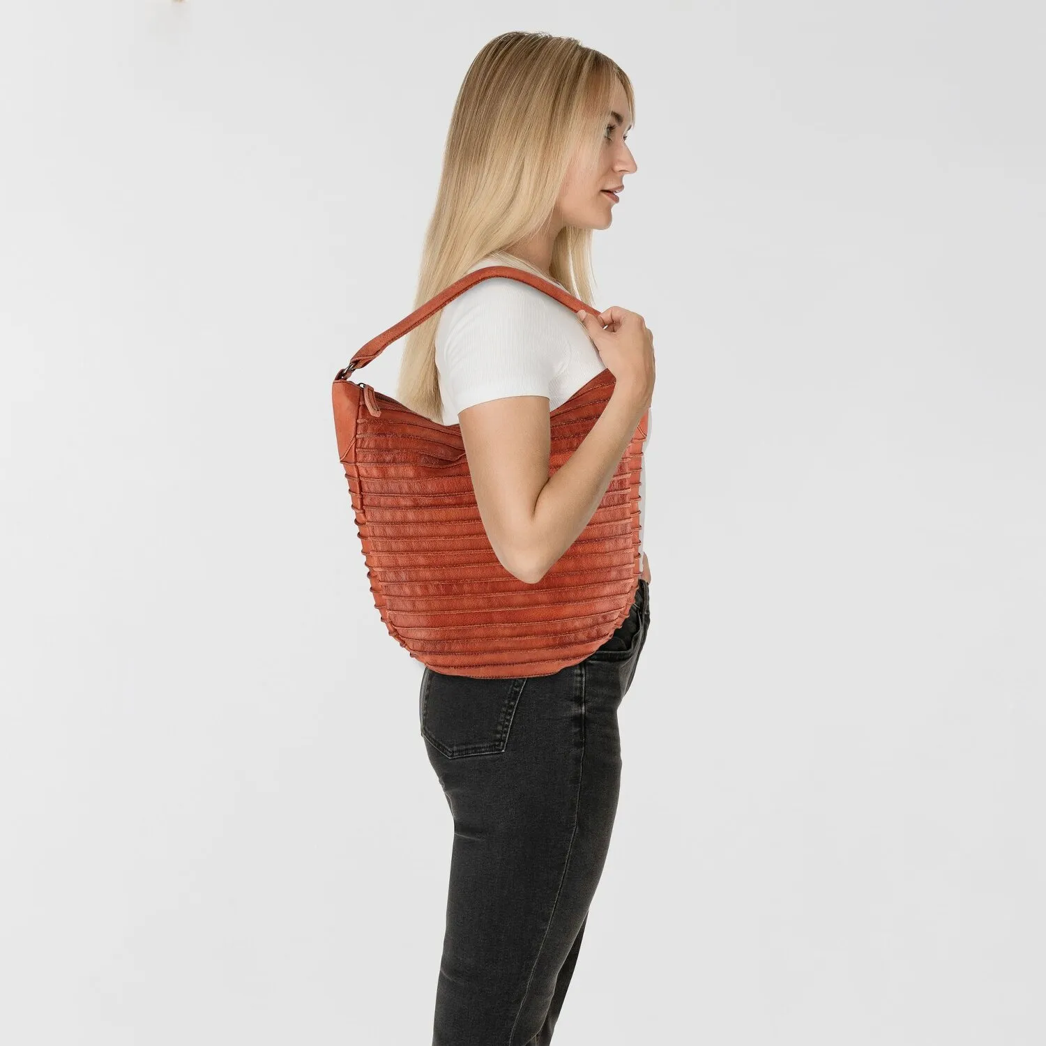 FredsBruder Borsa a tracolla Animal S scanalata in pelle 33 cm