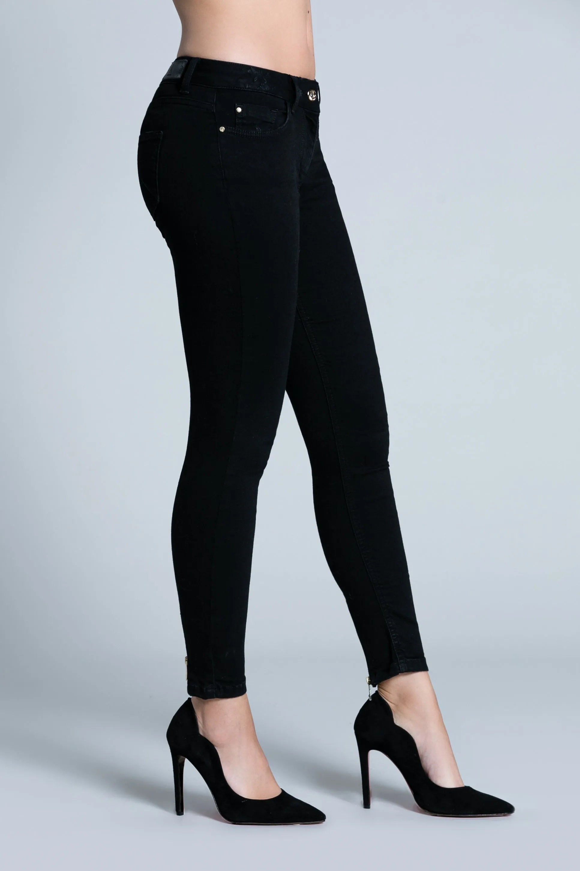 Jeans MARILYN_B 5 ts con ricamo logo più zip f.do più abrasioni cint.  black denim