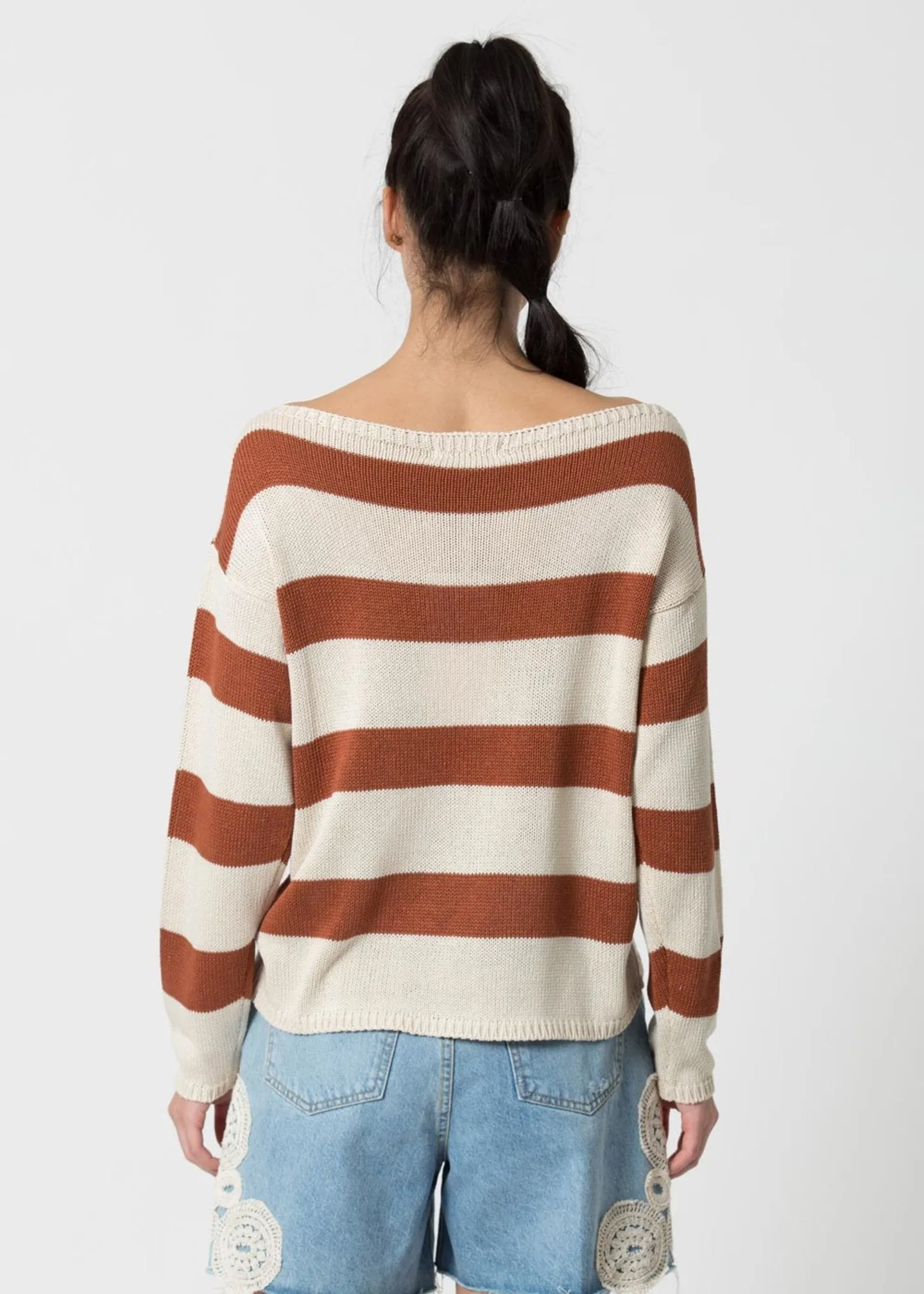 Kocca Boat Neck Sweater / Brown