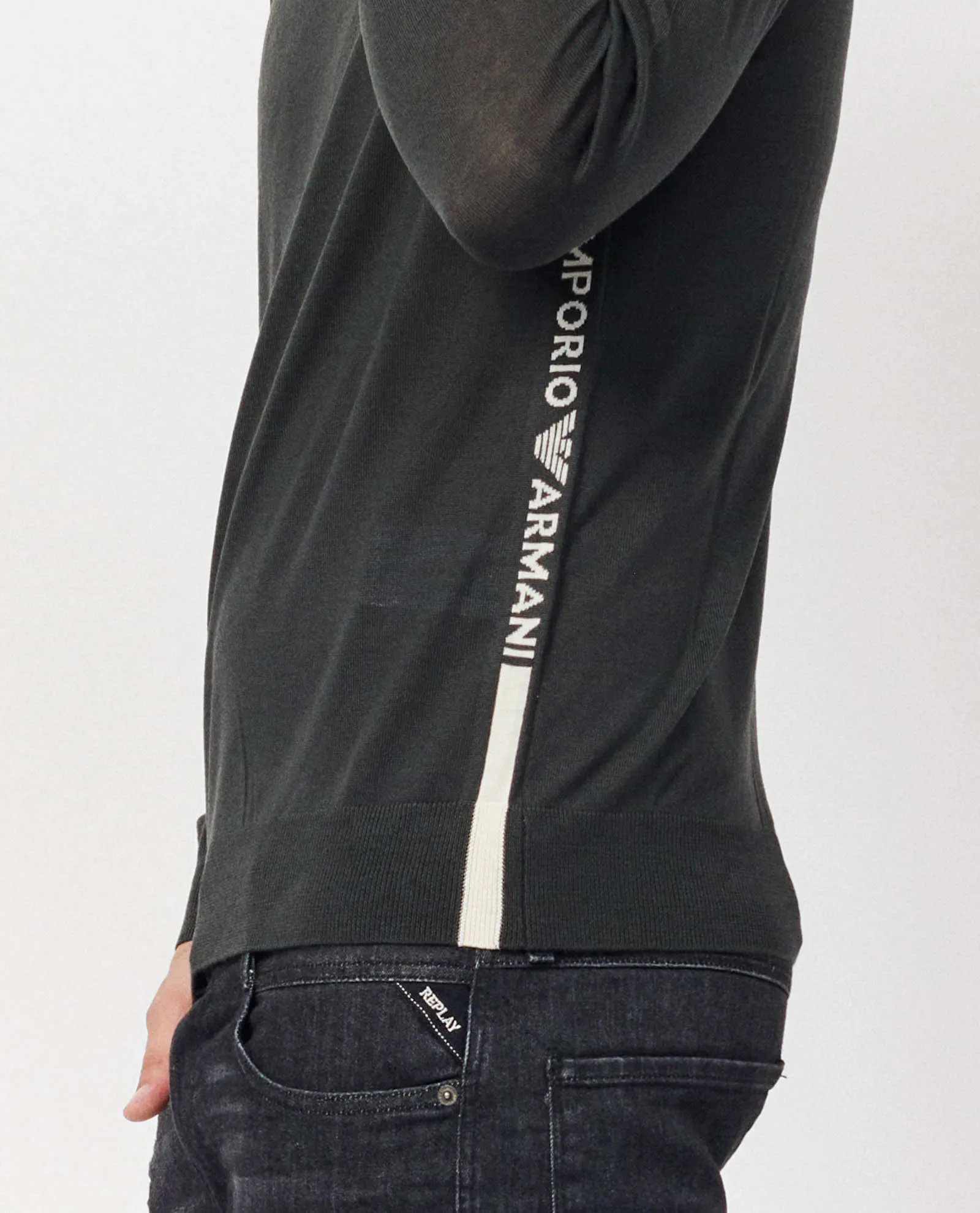Maglia EA7 uomo con lettering laterale