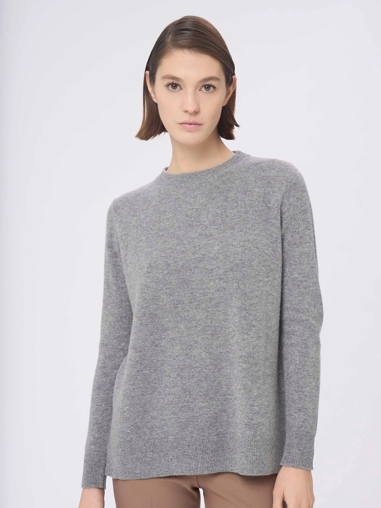 Maglia girocollo in filato Cashmerino - Champignon mel.