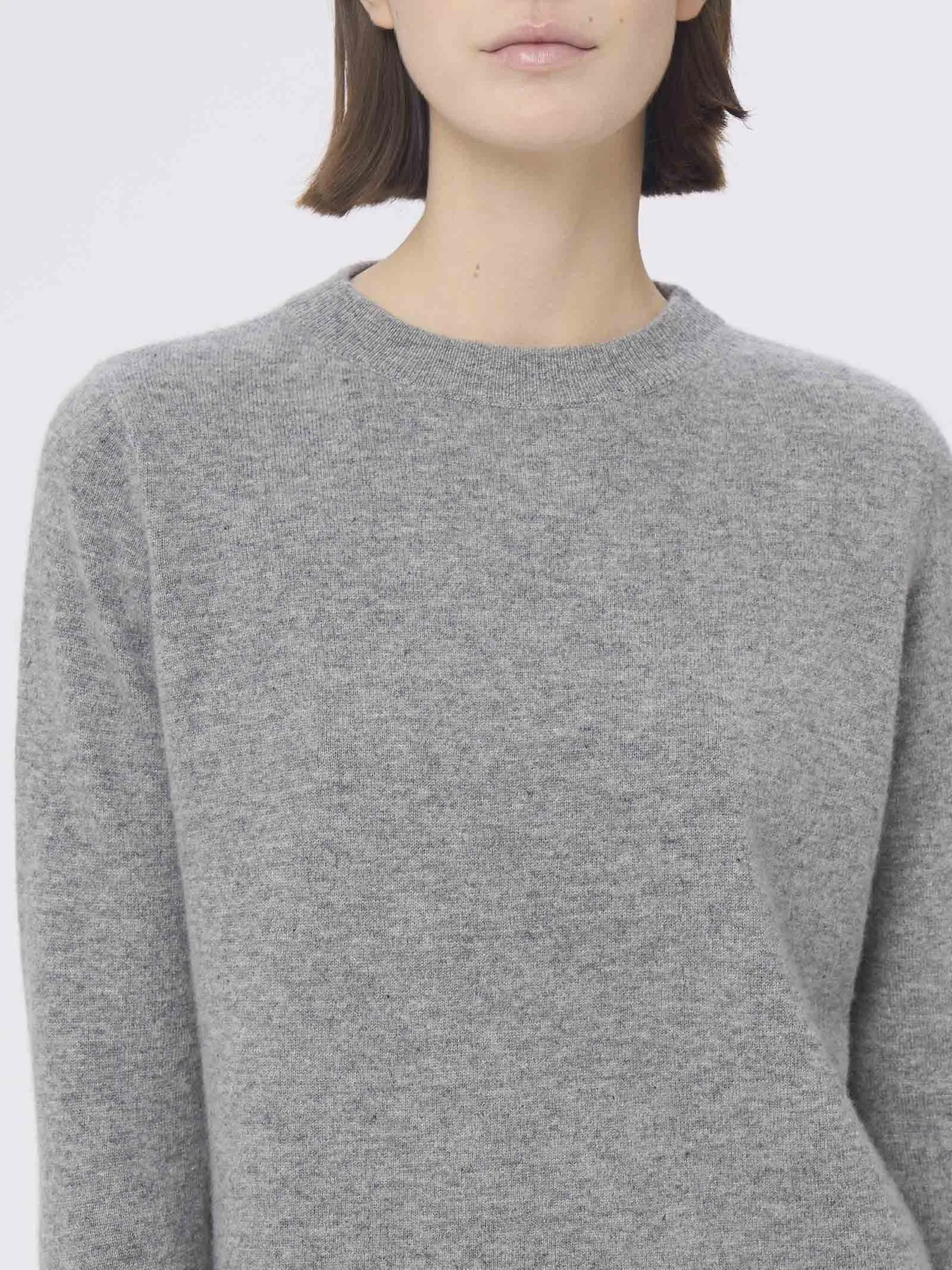 Maglia girocollo in filato Cashmerino - Champignon mel.