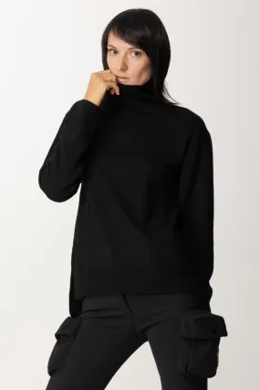 Maglia in lana a collo alto Nero