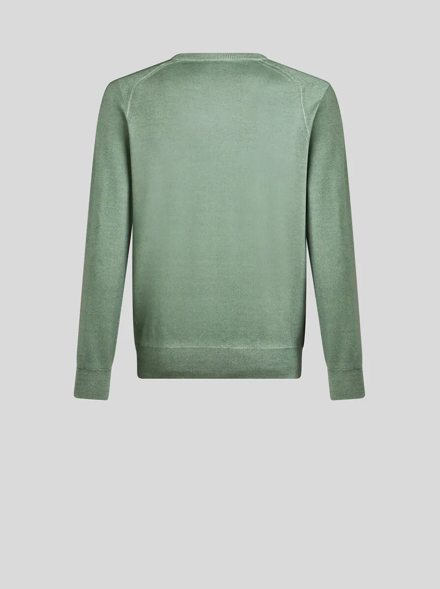 MAGLIA IN LANA CON RICAMO