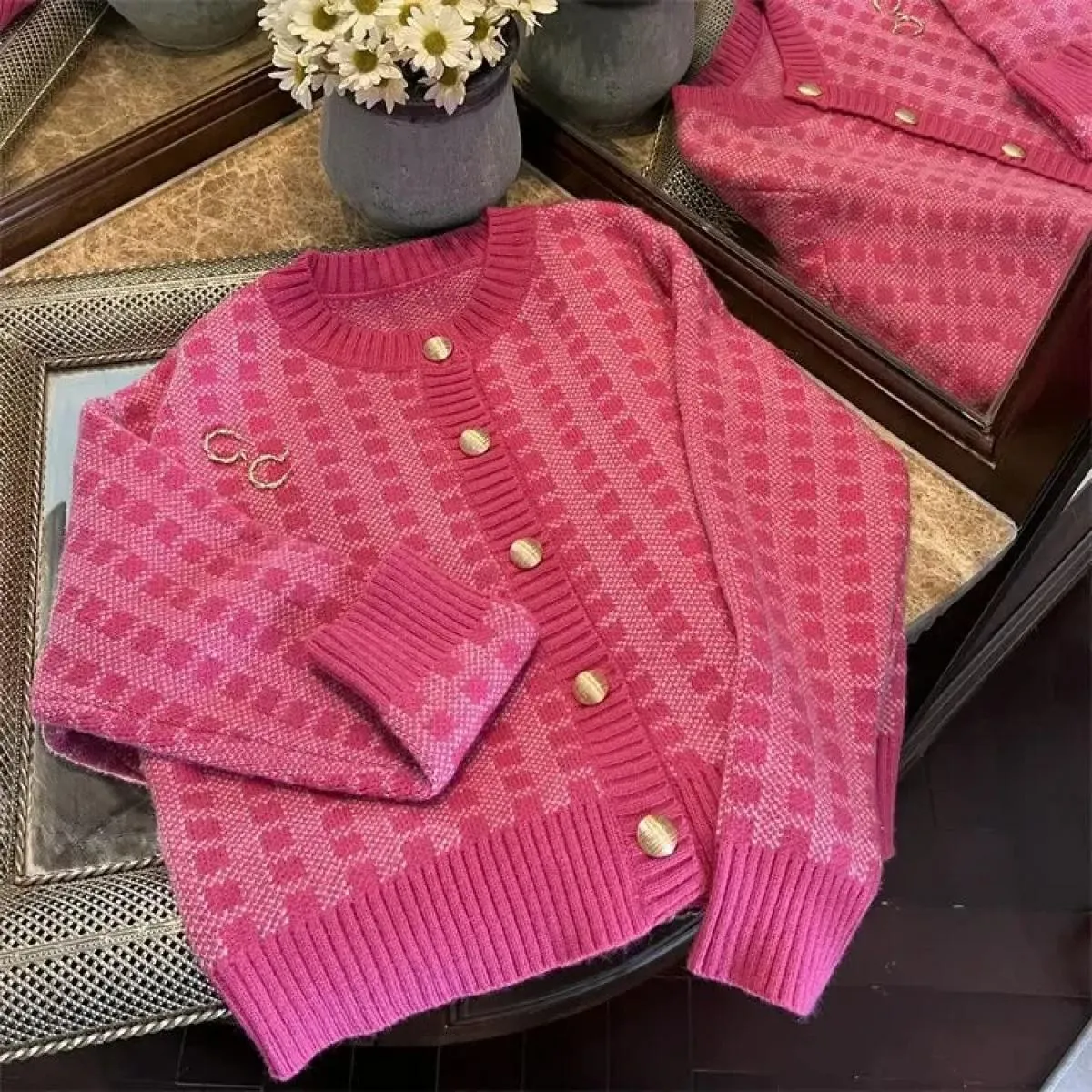 Maglione morbido scozzese cardigan rosa femminile 2023 Primavera nuovo cappotto cardigan corto lavorato a maglia delicato da don