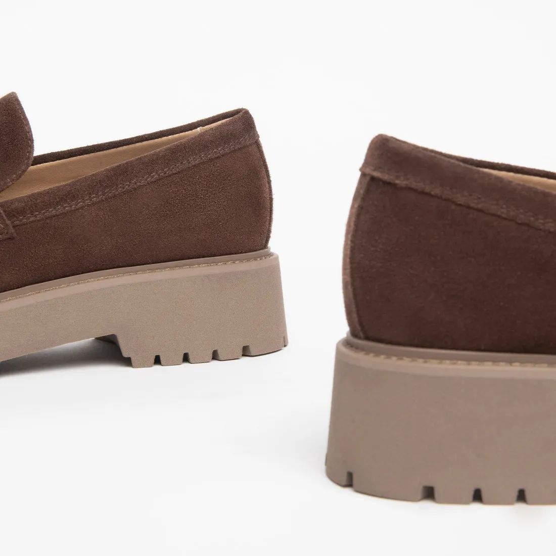 Mocassino da donna NeroGiardini in camoscio marrone