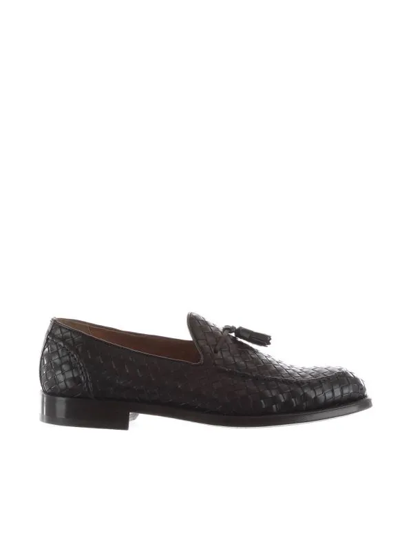 Mocassino in pelle intrecciata con nappine