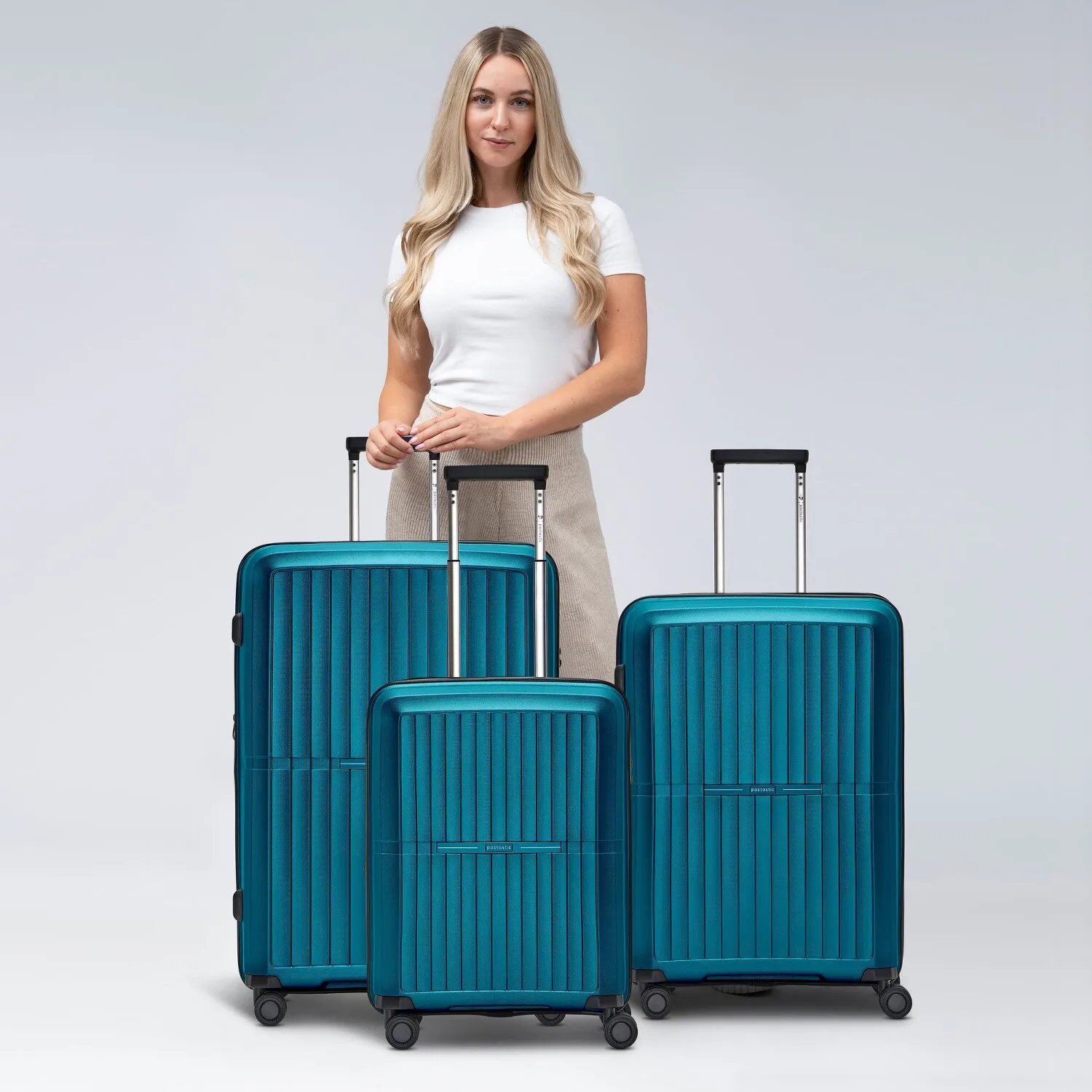 Pactastic Collection 01 Set di valigie a 4 ruote, 3 pezzi, con piega elastica