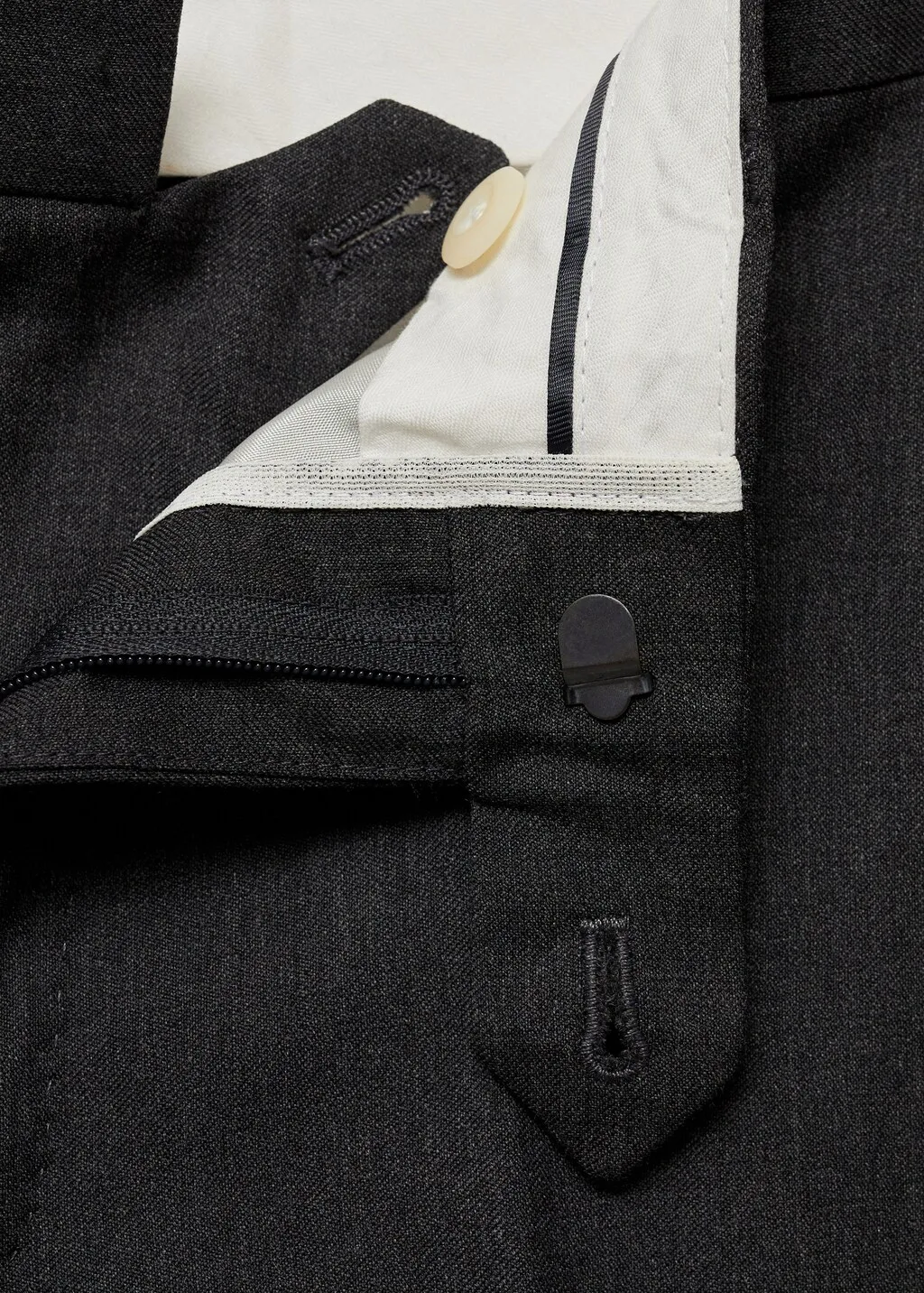 Pantaloni venizeu
