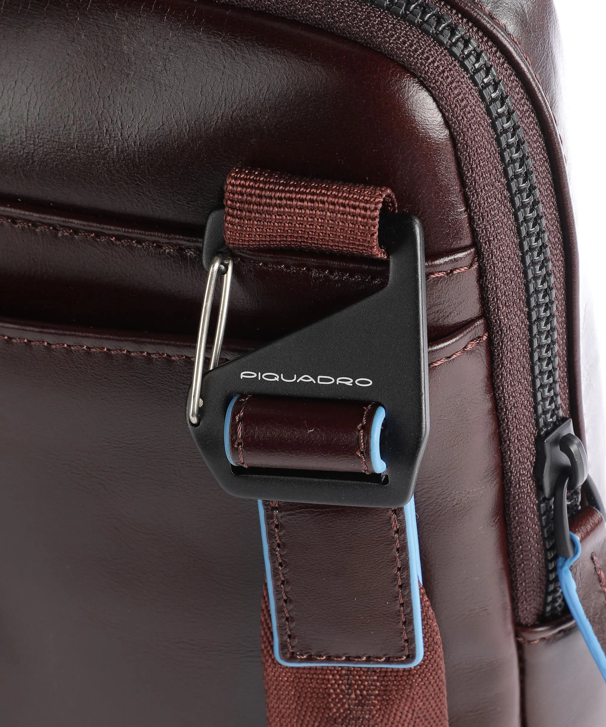  Piquadro Blue Square Revamp Borsa a tracolla pelle di vacchetta finemente grana mogano  