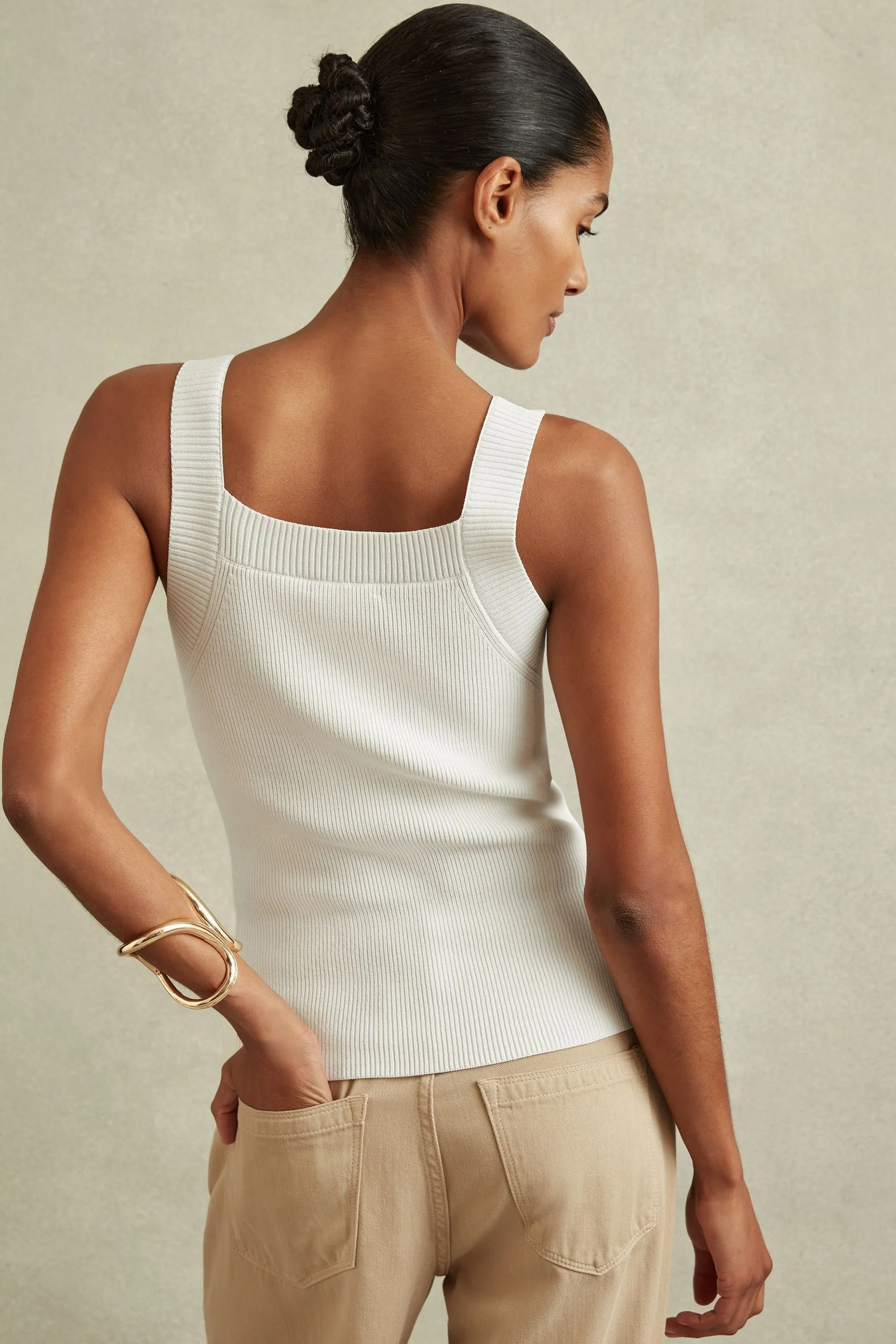 Reiss - Dani - Top con scollo a cuore    