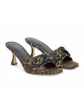 Sandalo con tacco Guess CIABATTINA ACCESSORIO CATENA in tessuto leopardato e nero