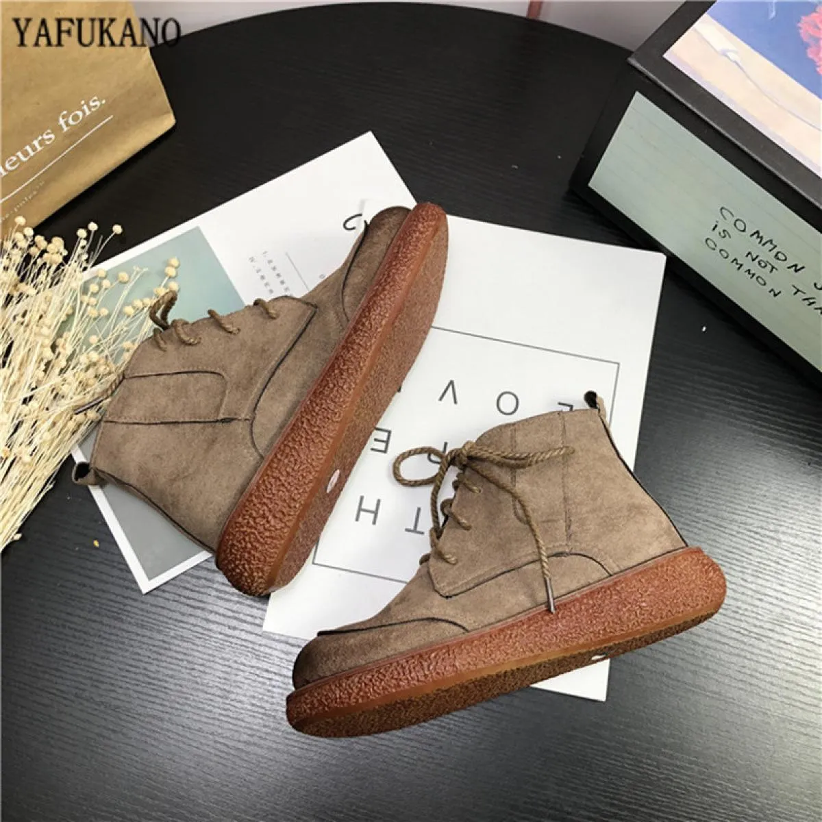 Scarpe da bambola con testa grande retrò originali suola spessa stringate stivali corti casual stivali da donna stivaletti lette