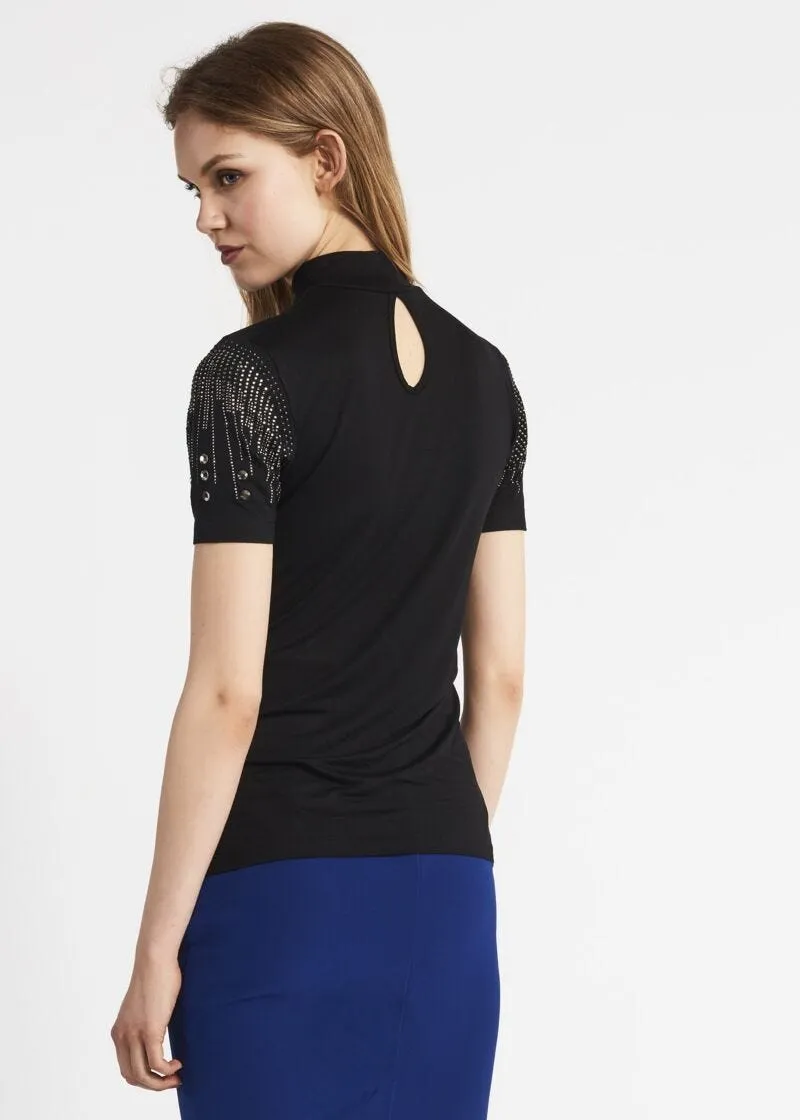 T-shirt a collo alto e strass