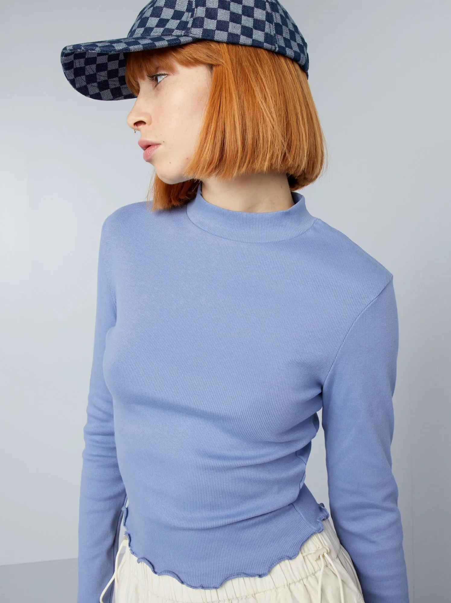 T-shirt maniche lunghe con bordi con volant - BLU
